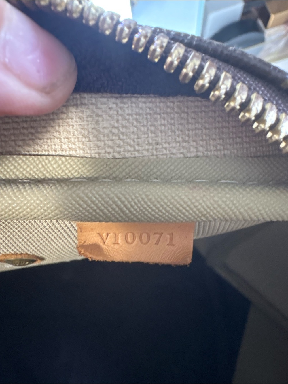 Louis Vuitton Monogram Canvas Dome Satchel with Tan Trim - Picture 11 of 14
